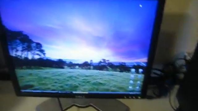 Computadora Dell P4, Hyper Treading / LCD Dell de 19" смотреть онлайн