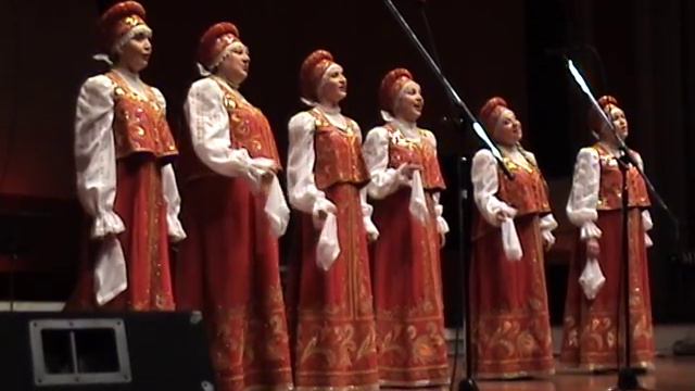 "Ах, ты степь широкая". Вокальный ансамбль "Душечка". смотреть онлайн