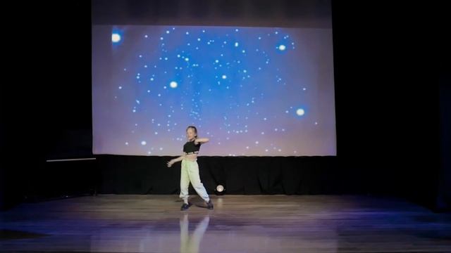 ЛЕТО, 2021 :: ВТОРАЯ СМЕНА / Шоу талантов «Главная сцена» - Столярова Полина смотреть онлайн