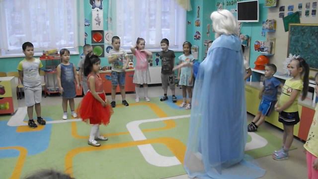 День рождения Василины в стиле "Холодное сердце" Новокузнецк смотреть онлайн