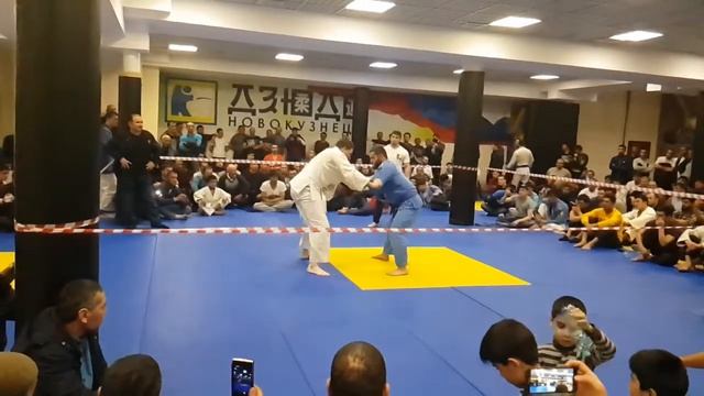 Борьба город новокузнецк 2018 Муҳибуло смотреть онлайн