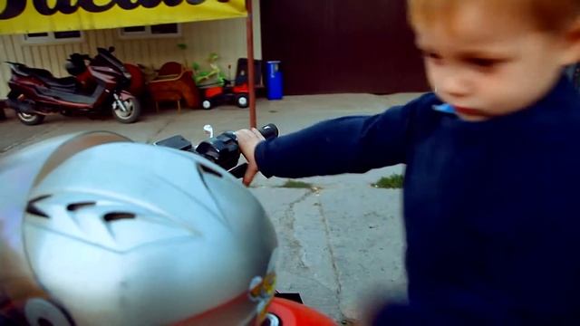 Инструктаж проводит 3-х летний Марк Вячеславович смотреть онлайн