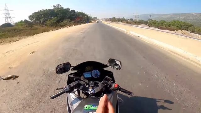 R15 v2 Good or Bad ?? Power Test || Yamaha смотреть онлайн