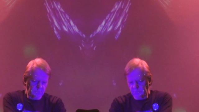 TUBULAR BELLS + DARK SIDE OF THE MOON for the MOOG SYNTHESIZER live dates 2023 UK + Germany смотреть онлайн