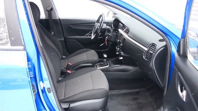 KIA RIO X-LINE смотреть онлайн