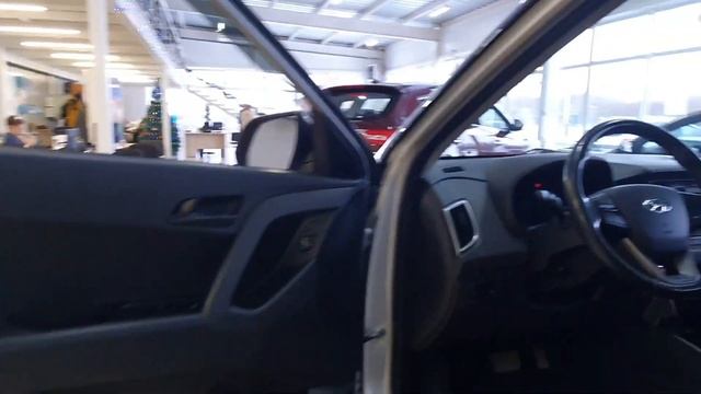 HYUNDAI CRETA, 2017 смотреть онлайн