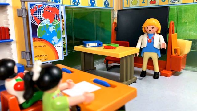 #МУЛЬТИКИ ДЛЯ ДЕТЕЙ С ИГРУШКАМИ - "НАСТОЯЩИЕ ГЕРОИ" - ИСТОРИИ ДЛЯ ДЕТЕЙ C ПЛЕЙМОБИЛ смотреть онлайн