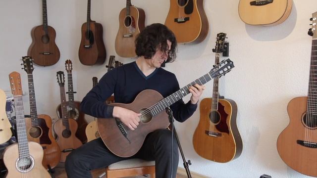Amazing Vienna Style guitar ... similar to Hermann Hauser ... elements of Johann Georg Stauffer смотреть онлайн