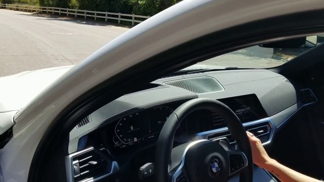 New 2019 BMW 330i M Sport Package / Exhaust Sound / 19" M wheels / BMW Review смотреть онлайн