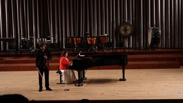 Tchaikovsky concierto en Re M para violín y piano смотреть онлайн