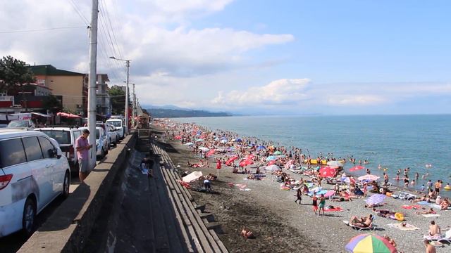 08 08 2019 вавилоское столпотворение на пляже Кобулети ქობულეთი Аджария Грузия смотреть онлайн