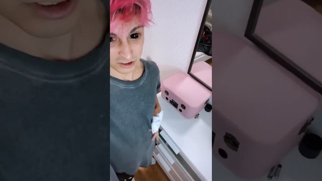 Лера говорит, что я ей не дарю подарки 🎁 смотреть онлайн