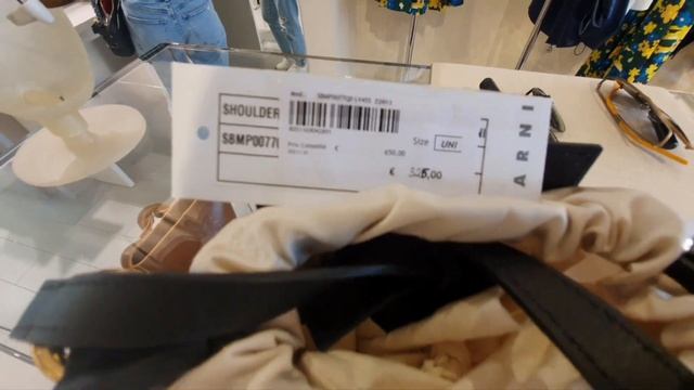 50% off La Vallee Village OUTLETS IN Paris 2022 prt.1 смотреть онлайн