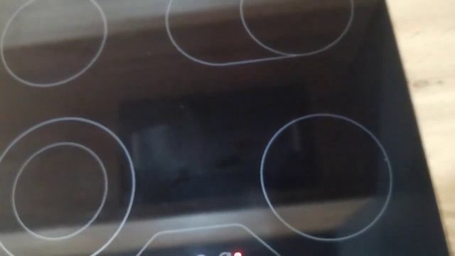 Электрическая варочная панель Schaub Lorenz SLK MY6TC5 смотреть онлайн