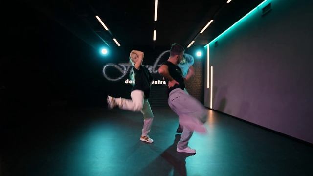 Мастер-класс Эмиля Даливалова - Fraules Dance Centre - Select with Fraules & Karina смотреть онлайн