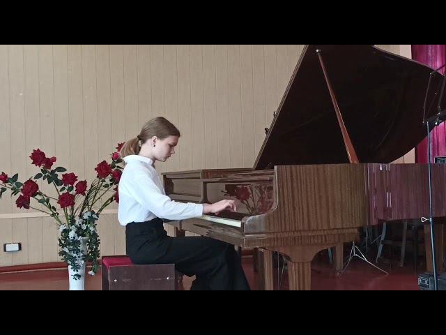 Горбовская Дарья. Йозеф Гайдн Соната для фортепиано ре мажор Hob XVI:33 (1 часть) смотреть онлайн