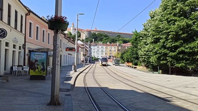 Bratislava гуляю по historic centrum | Kostol sv. Štefana смотреть онлайн