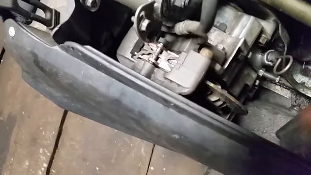 Снятие тормозного диска у снегохода Yamaha Professional смотреть онлайн