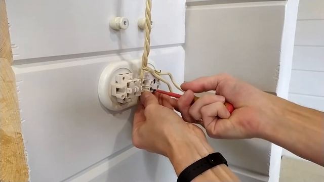 Как установить ретро розетку своими руками смотреть онлайн