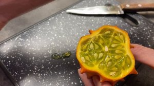 Что собой представляет плод - Кивано (африканский огурец) и стоит ли его покупать?