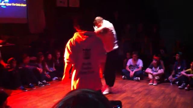 Bboy G.O.D vs Bboy Groovy G La Preuve смотреть онлайн