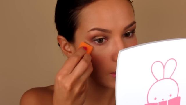 ЛУЧШИЙ МЕЙКАП ТРЮК - ТРЕУГОЛЬНЫЙ СПОНЖ смотреть онлайн