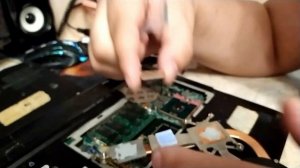 Как поменять термопасту на ноутбуке DELL своими руками