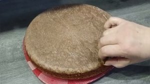 Тортик самый простой, быстрый и вкусный рецепт тортика.С пропиткой из сгущенки.