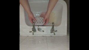 ASMR Soapy Sponge Squeezing🧽💧Over Two hours of Christmas Scents Flash Squeezes🧽💧