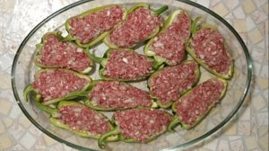 Перец с мясом и рисом. Фаршированный перец в духовке. Рецепт фаршированного перца.
