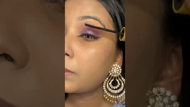 Soft glam look by Israt Era 🦋 || Easy makeup look || Lavender eye look #softglam смотреть онлайн