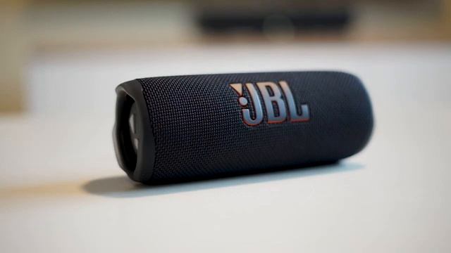 JBL FLIP 6 UNBOXING REVIEW & SOUNDTEST "COMPACT POWERFULL BUT IS IT GOOD?!" смотреть онлайн