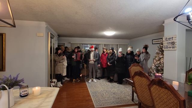 К НАМ ПРИШЛИ КОЛЯДОВАТЬ 2022 США смотреть онлайн