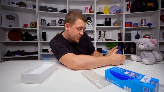 Футбольный Безрамочник с Выдвижной Камерой! Распаковка Tecno Camon 15 Pro!