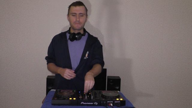 Dj Дмитрий Мирный Uplifting Trance mini set смотреть онлайн