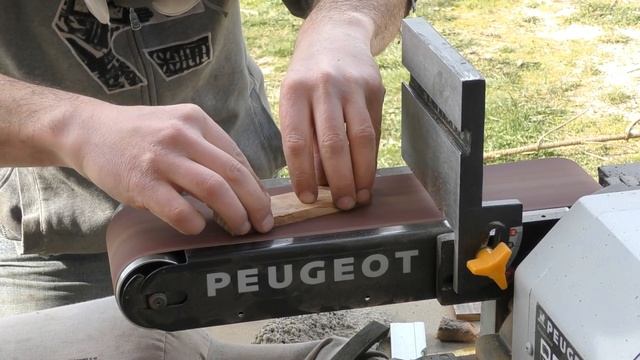 Knifemaking 80CrV2, mahogany, ash tree / Fabrication d'un couteau en 80CrV2, acajou et frêne olivie смотреть онлайн