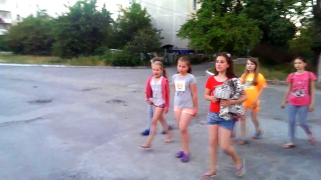 В посёлке сжигают мусор смотреть онлайн