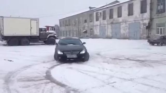 Cls 350 зима бублик) смотреть онлайн