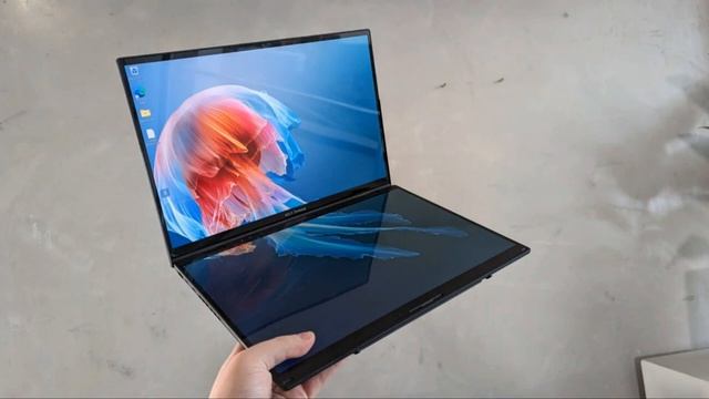 ASUS Zenbook Duo 2024 Dual Screen Laptop | Game Changer ?? смотреть онлайн
