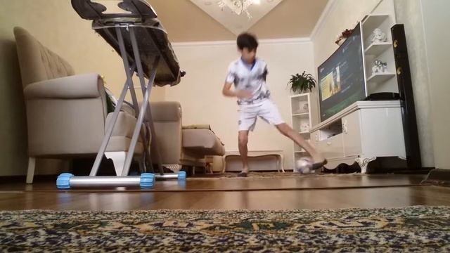 Кроссбар челлендж;Попадание в перекладину,крестивину,и в штангу. смотреть онлайн