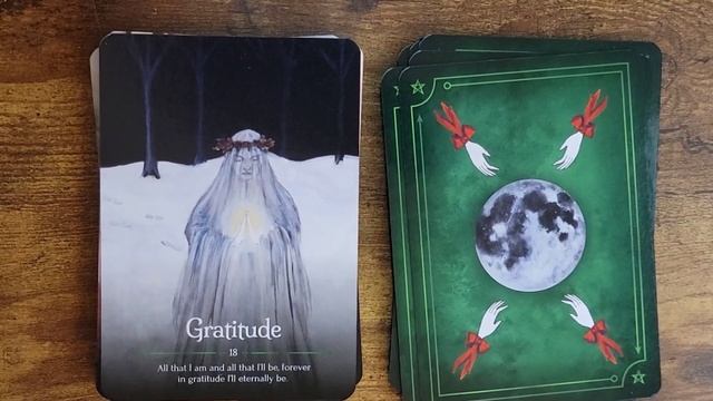 Seasons of the Witch Yule Oracle "Unboxing" смотреть онлайн