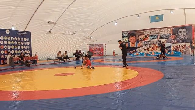 Жұмағали Абдулазиз. Еркін күрестен Республикалық турнирдің чемпионы 30 кг смотреть онлайн