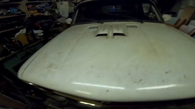 ПАЦАНЫ ПОДАРИЛИ Другу МАШИНУ и Теперь Он Должен.. смотреть онлайн