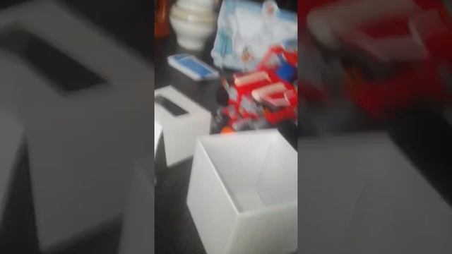 мне Дедушка Мороз подарил смарт часы. смотреть онлайн