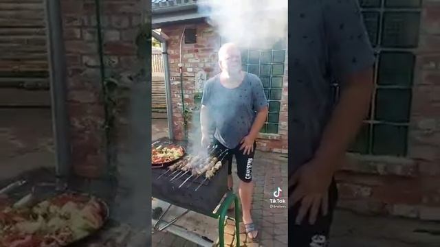 Шашлычек ассорти.mp4 смотреть онлайн