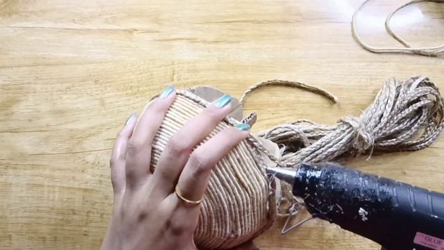 How To Make A Jute Flower Vase making | Make a chic jute flower vase at home | Jute flower vase смотреть онлайн