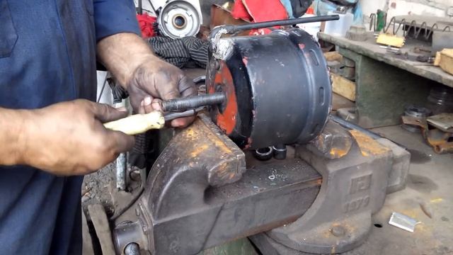 разборка энергоаккамулятора вапко ман l2000 смотреть онлайн