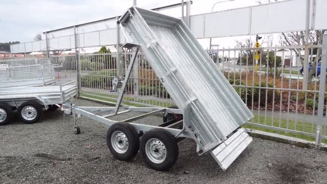 Briford 8x5 2499kg Winch Tipper with Folding Post смотреть онлайн