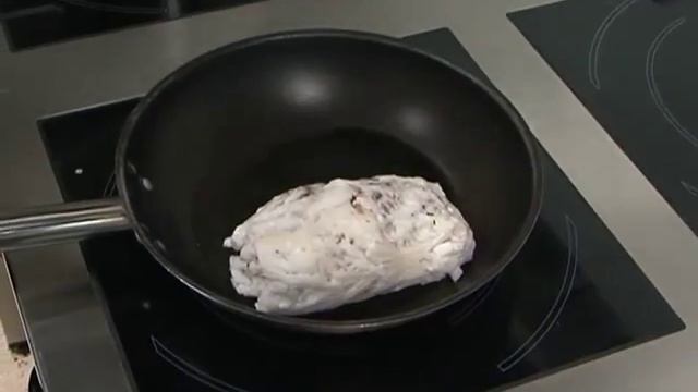 Вкусные новости: Стейк из телятины, шпигованный прованскими травами в бараньей сетке смотреть онлайн