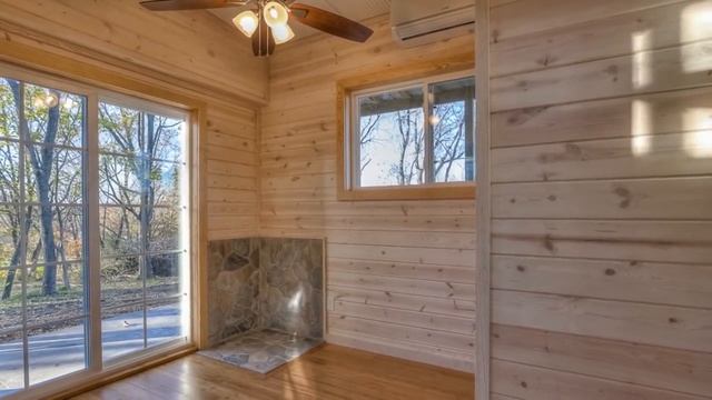 Сдвоенный из двух 20-ти футовых контейнеров дом изумляет своей конструкцией. смотреть онлайн